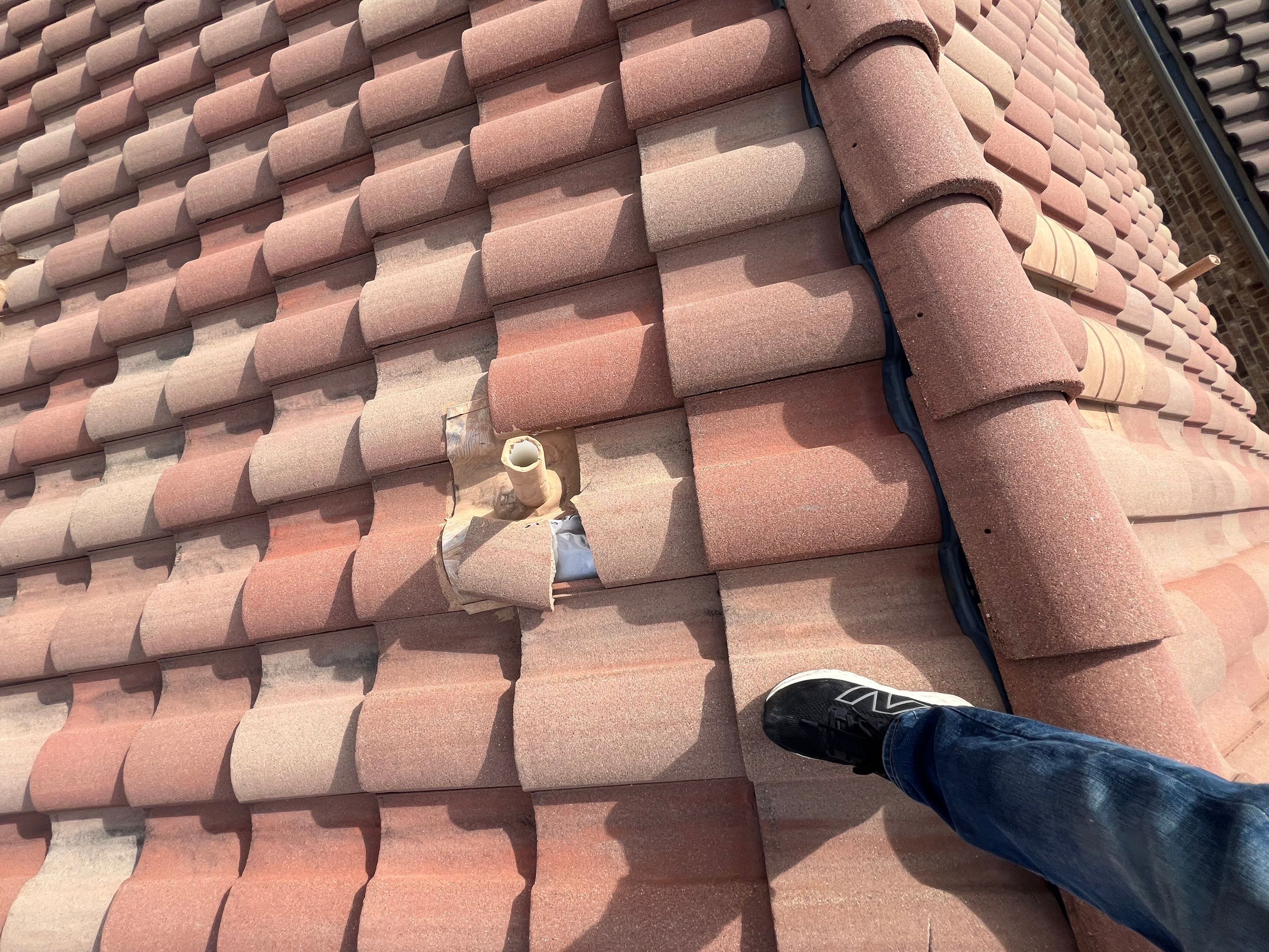 Roof tile inspection and maintenance services DFW